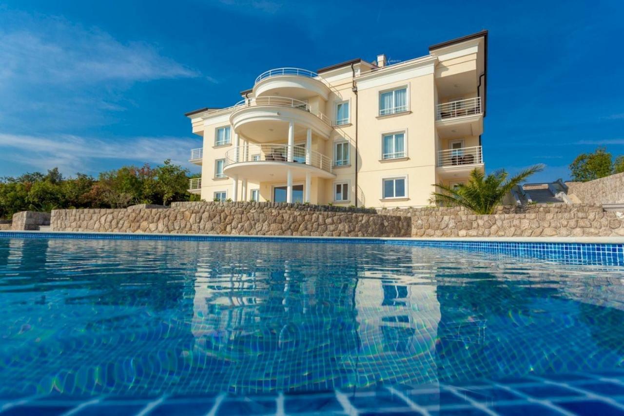 Luxury Apartments Villa Tunera Porat  Exterior photo